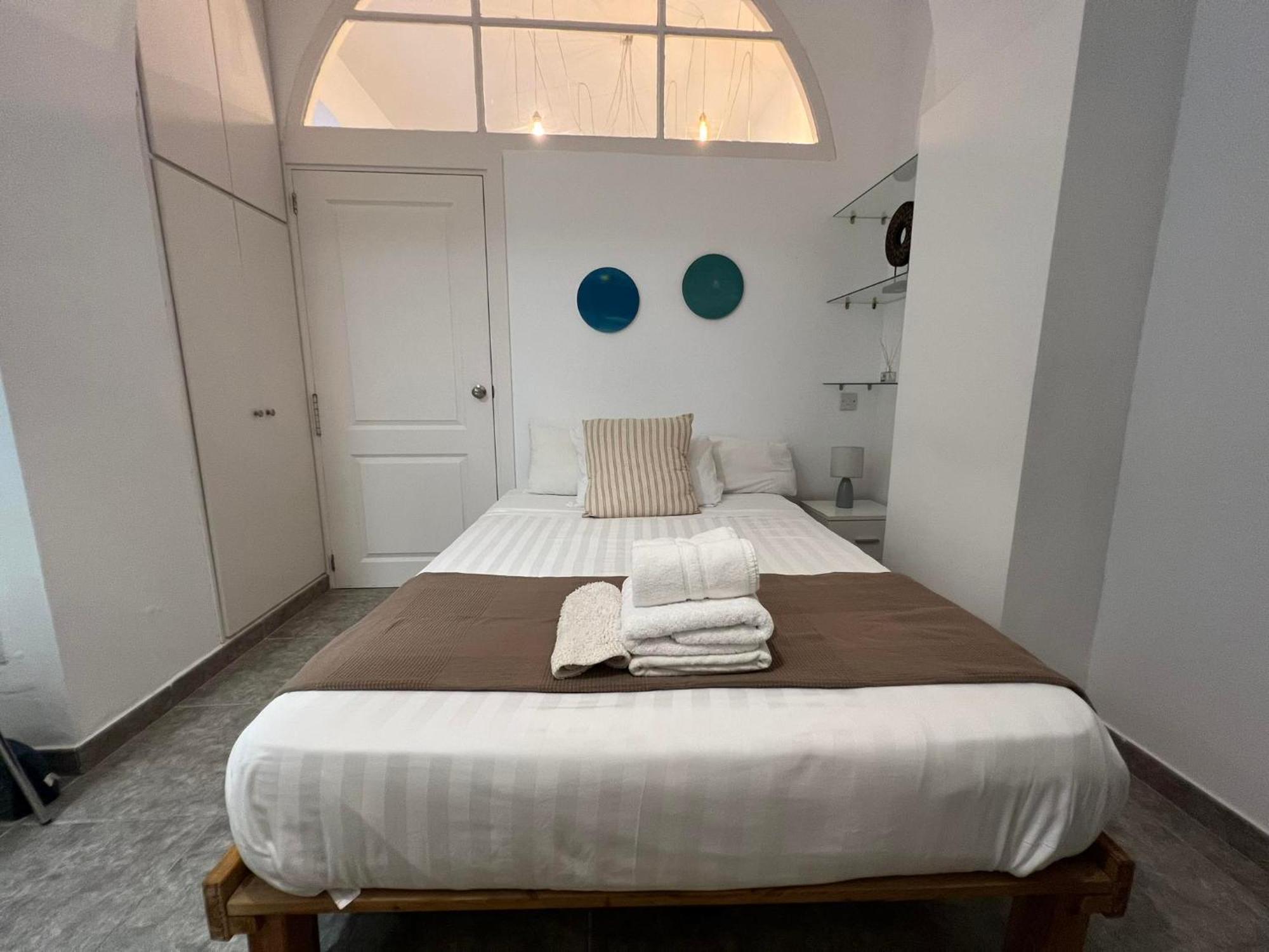 Budget-Friendly 1Br In The City Center Gibraltar Exterior foto